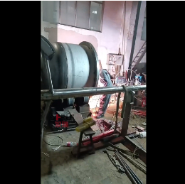 真空螺帶過(guò)濾洗滌干燥機(jī)零部件老廠區(qū)生產(chǎn)視頻——無(wú)錫市雙瑞機(jī)械有限公司